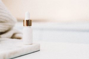 content-pixie-WdJ4WnLxyDs-unsplash acne skincare